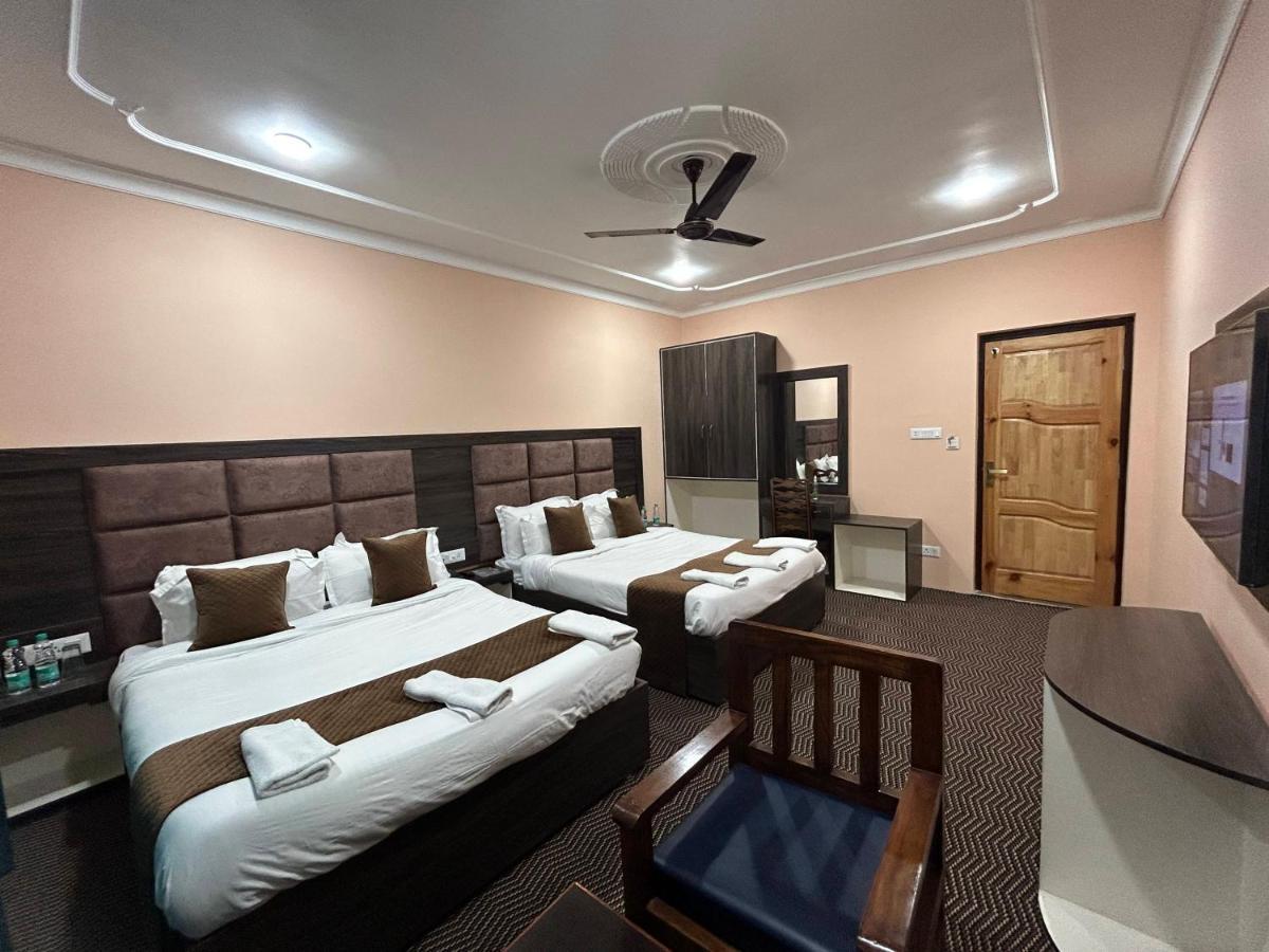 Hotel Fair Mount, Airport Road, Humhama Srinagar Exterior foto