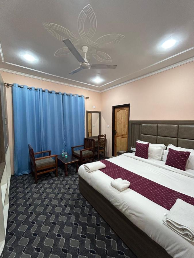 Hotel Fair Mount, Airport Road, Humhama Srinagar Exterior foto